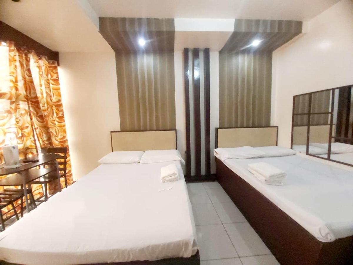 Cosmo Hotel Espana Near Ust Манила Экстерьер фото
